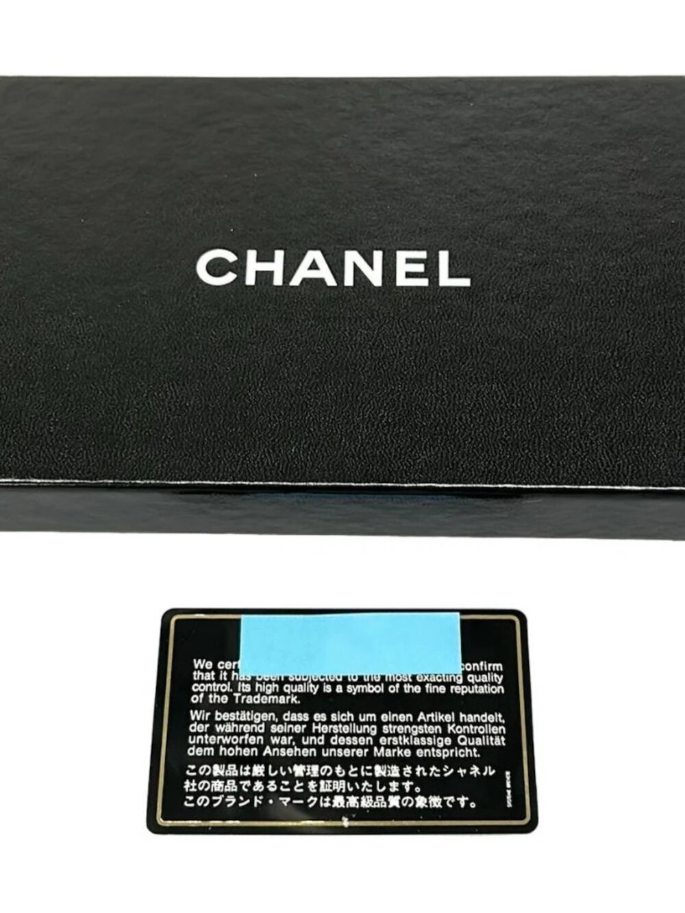 CHANEL Matelasse - Black Leather Other Style Wallet Gold hardware - Picture 12 of 12